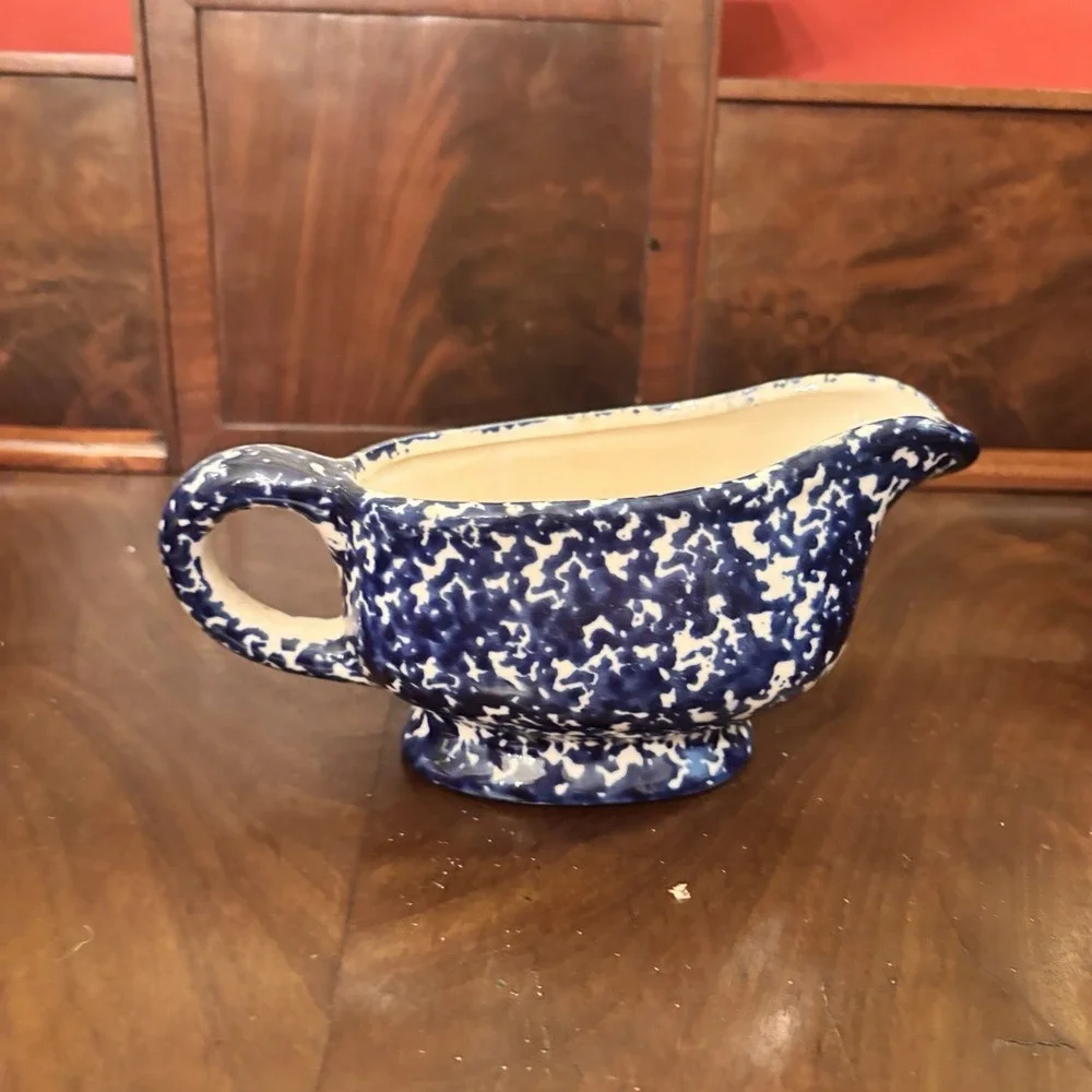 Blue Spongeware Heart Gravy Boat & Underplate Set Pottery Country Farmhouse